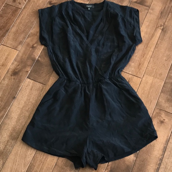 Aritzia Babaton Corbett Romper-100% Silk-Size XS - Picture 2 of 16